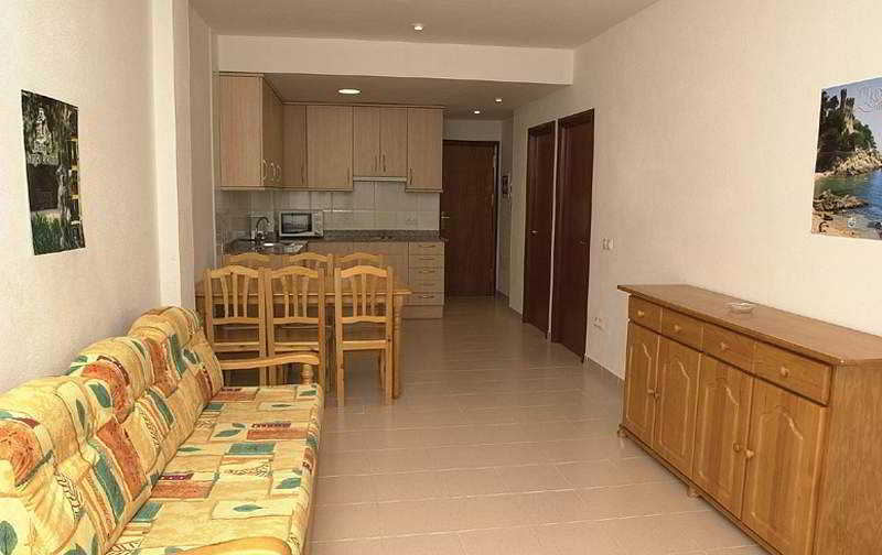 Ar Dosjoimi Apartments Lloret de Mar Luaran gambar